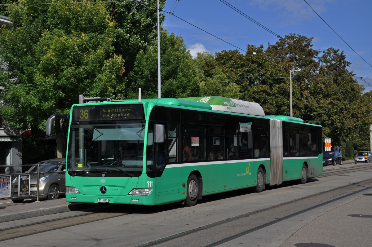 Mercedes Citaro 711 auf der Linie 36 bedient die Haltestelle ZOO Dorenbach. Die Aufnahme stammt vom 27.08.2014.