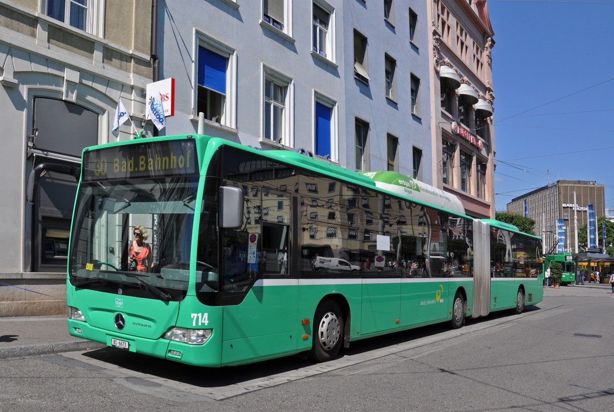 Mercedes Citaro 714 auf der Linie 30 an der Endstation beim Bahnhof SBB. Die Aufnahme stammt vom 16.07.2014.