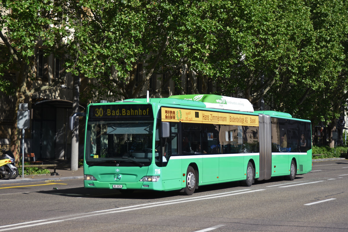 Mercedes Citaro 715, auf der Linie 30, fährt zur Endstation am badischen Bahnhof. Die Aufnahme stammt vom 08.06.2019.