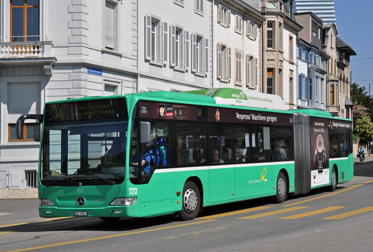 Mercedes Citaro 723 auf der Linie 34 fährt zur Haltestelle Wettsteinplatz. Die Aufnahme stammt vom 23.04.2015.