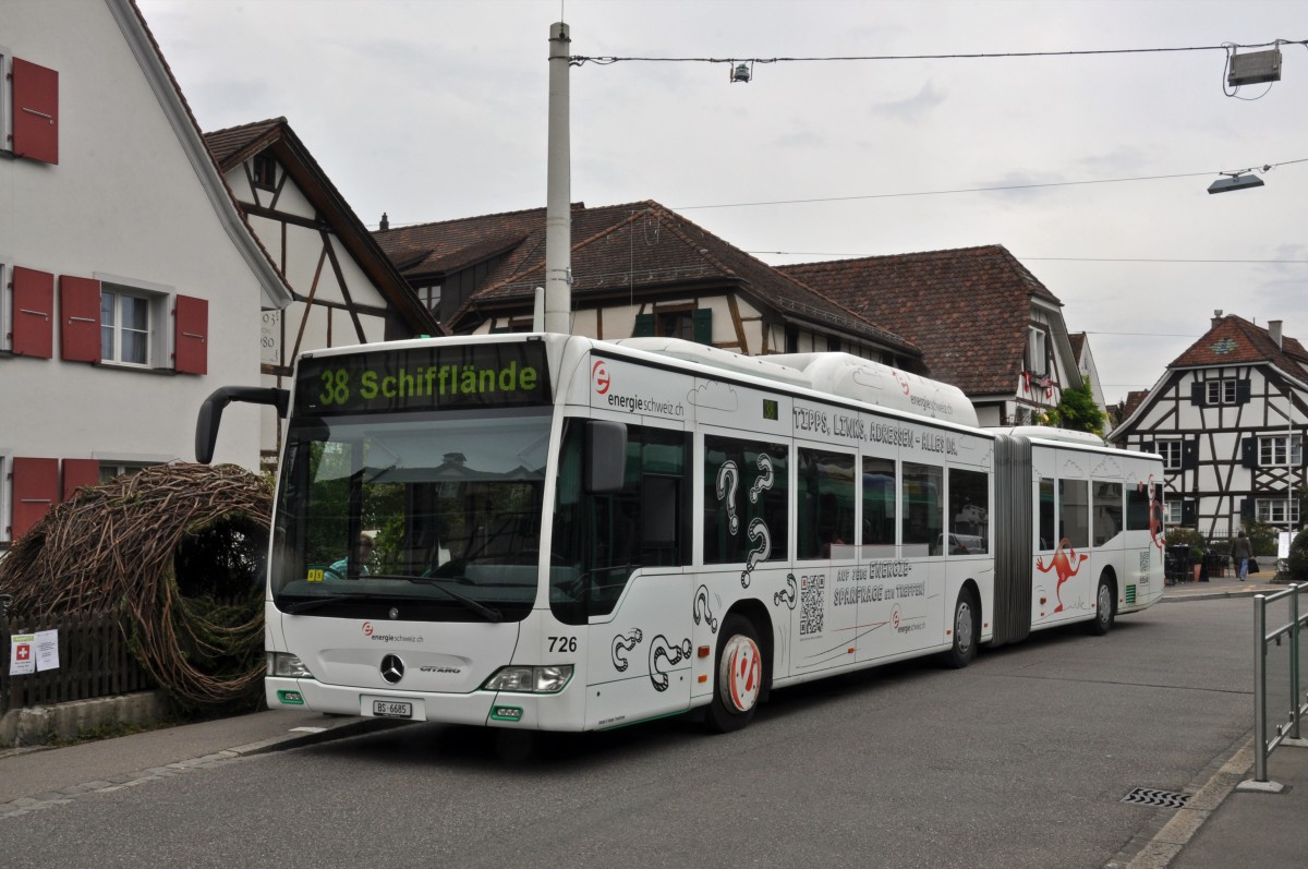 Mercedes Citaro 726 mit der energieschweiz.ch Werbung auf der Linie 38 an der Endstation in Allschwil. Die Aufnahme stammt vom 30.09.2014.