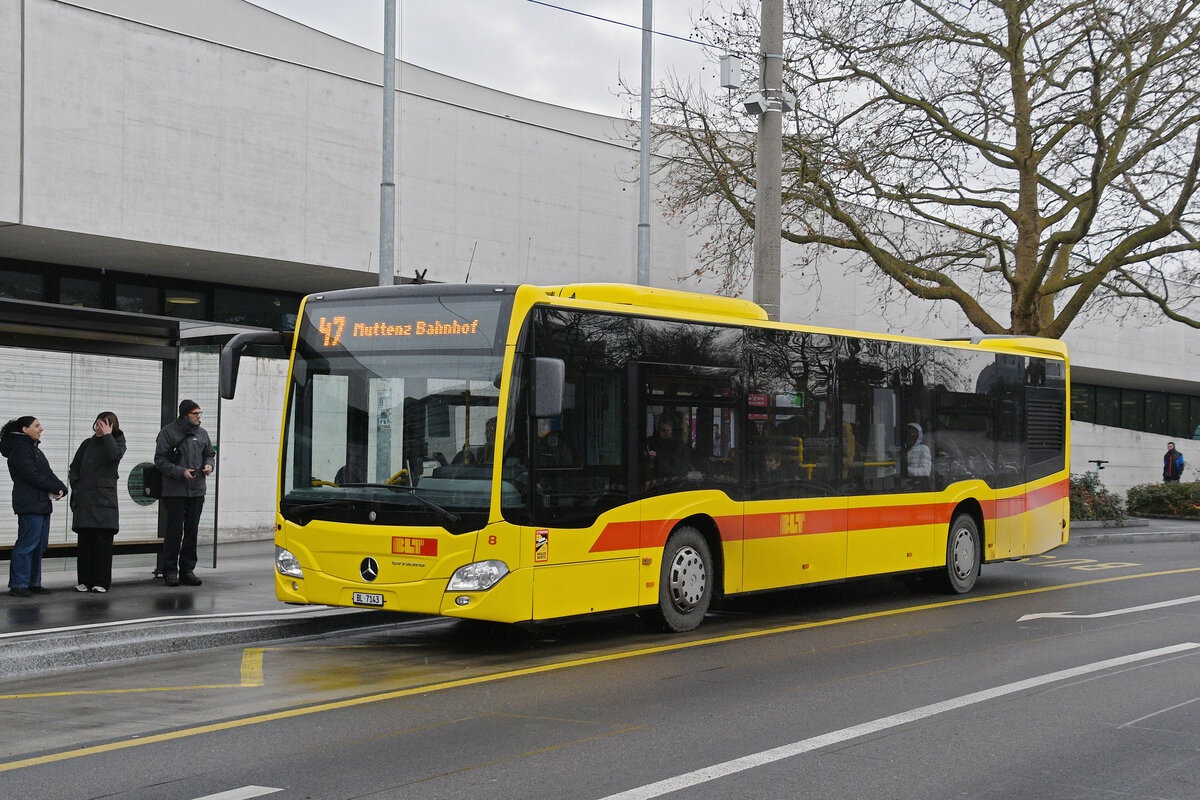 Mercedes Citaro 8 der BLT, auf der Linie 47fährt am 12.01.2026 bei der Haltestelle St. Jakob ein. Aufnahme Basel.