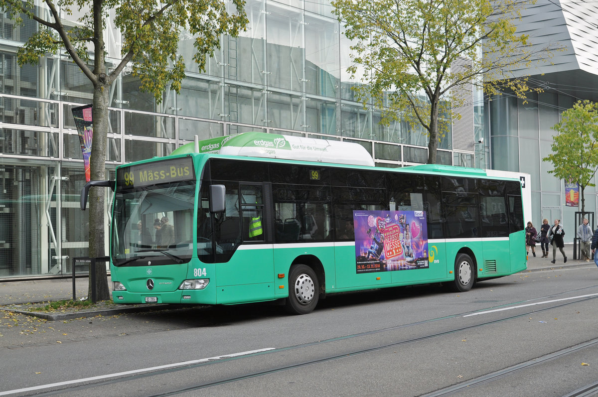Mercedes Citaro 804, im Einsatz als Mäss Bus, wartet an der Haltestelle beim Messeplatz. Die Aufnahme stammt vom 13.11.2016.