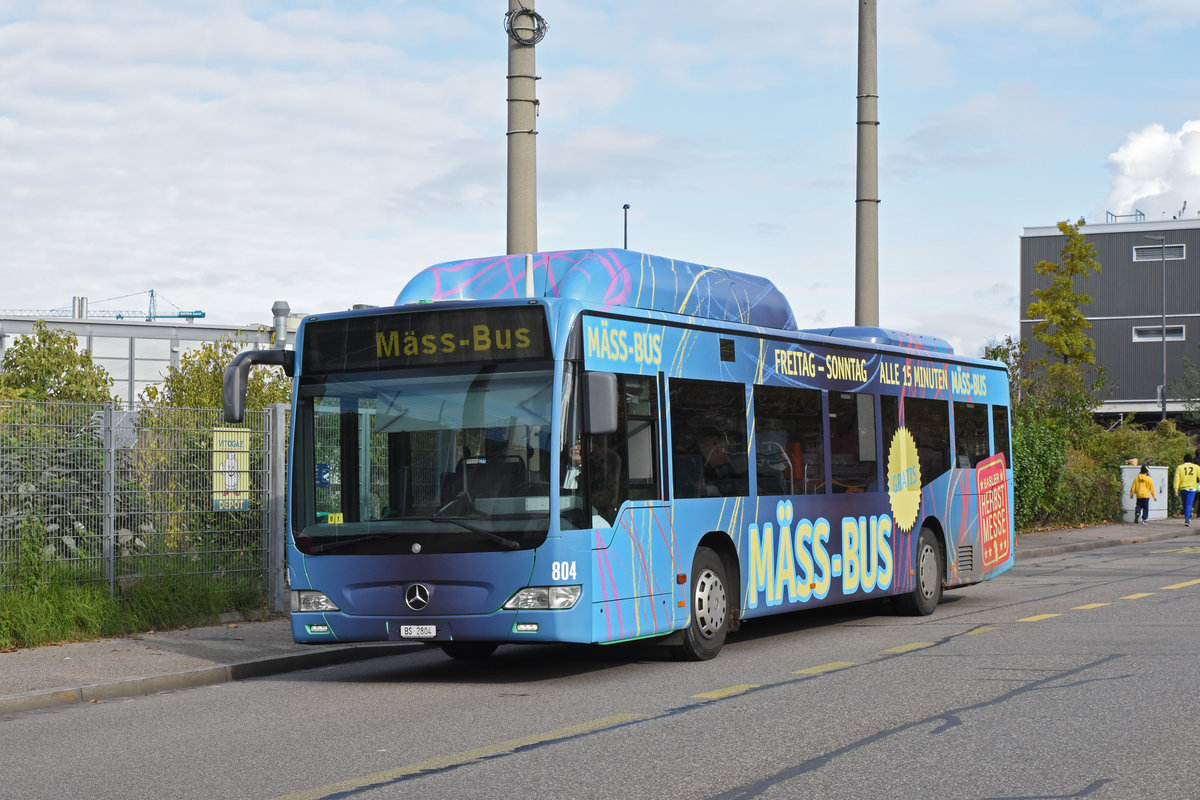 Mercedes Citaro 804 fährt während der Basler Herbstmesse als Messe Bus. Hier verlässt der Bus die Garage Rankstrasse Richtung Messeplatz. Die Aufnahme stammt vom 09.11.2019.