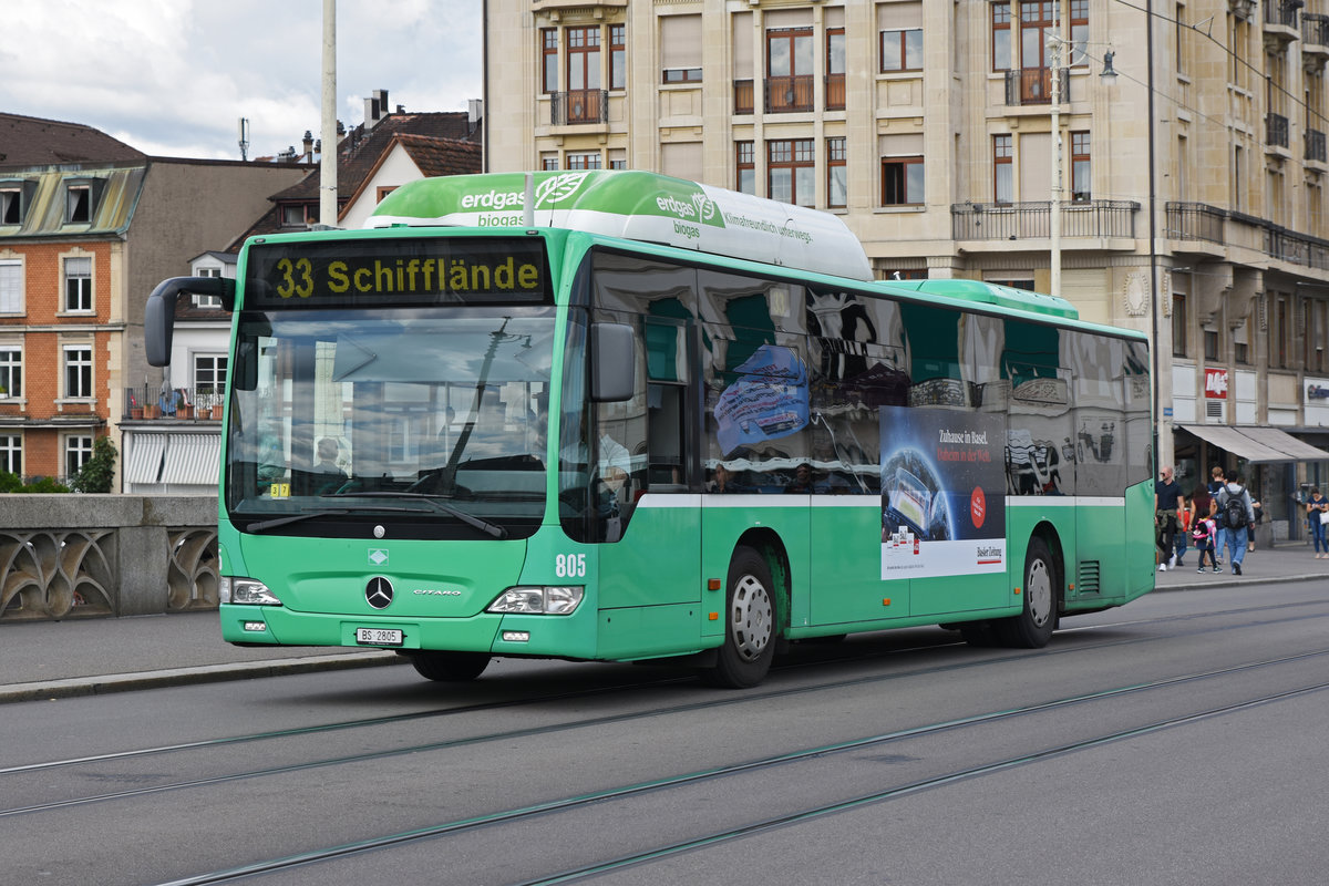 Mercedes Citaro 805, auf der Linie 33, überquert die Mittlere Rheinbrücke. Die Aufnahme stammt vom 21.08.2019.
