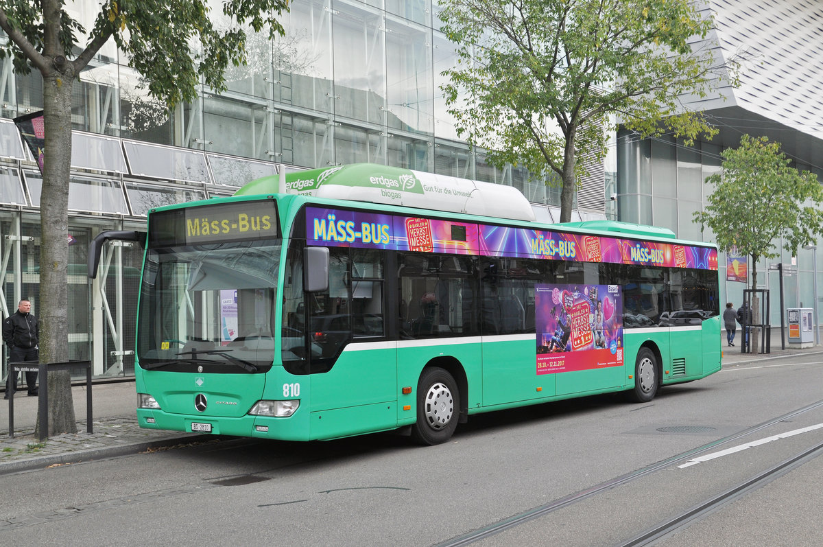 Mercedes Citaro 810, ist an der Herbstmesse als Messe Bus unterwegs. Hier steht der Bus an der Endhaltestelle beim Messeplatz. Die Aufnahme stammt vom 28.10.2017.