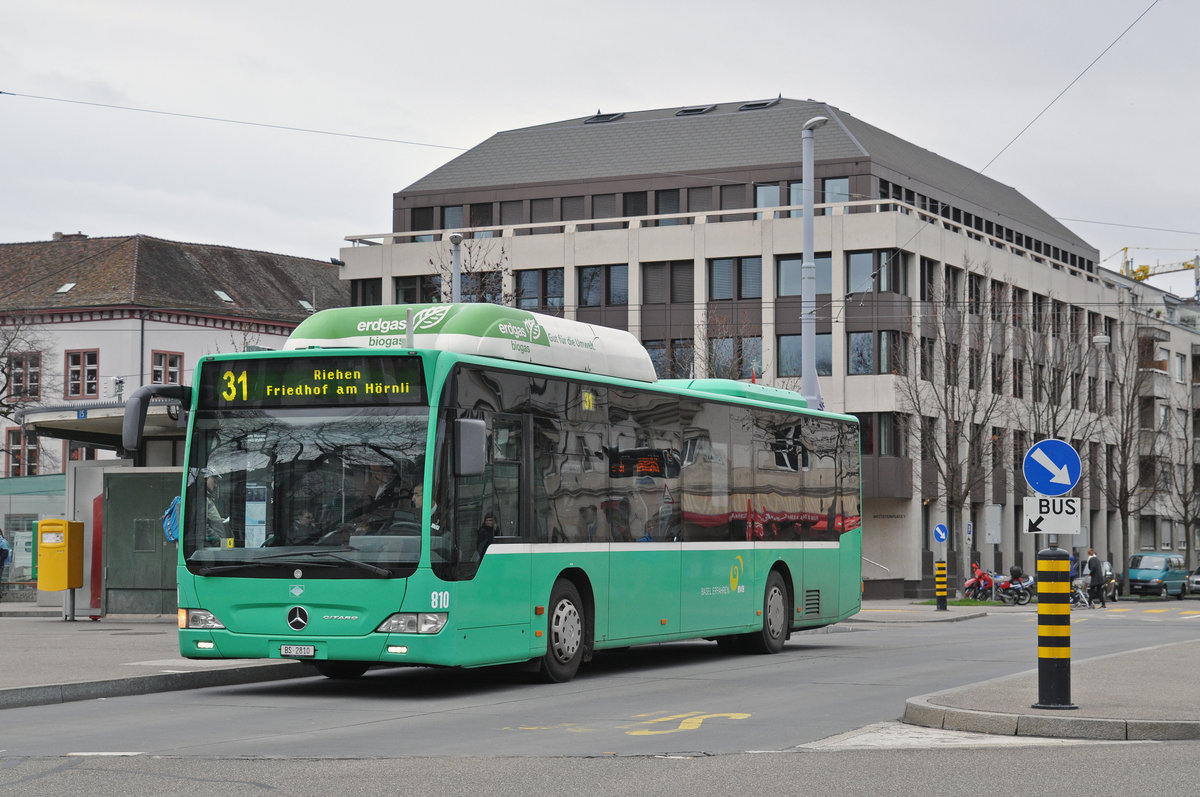 Mercedes Citaro 810, auf der Linie 31 bedient die Haltestelle Wettsteinplatz. Die Aufnahme stammt vom 01.01.2018.