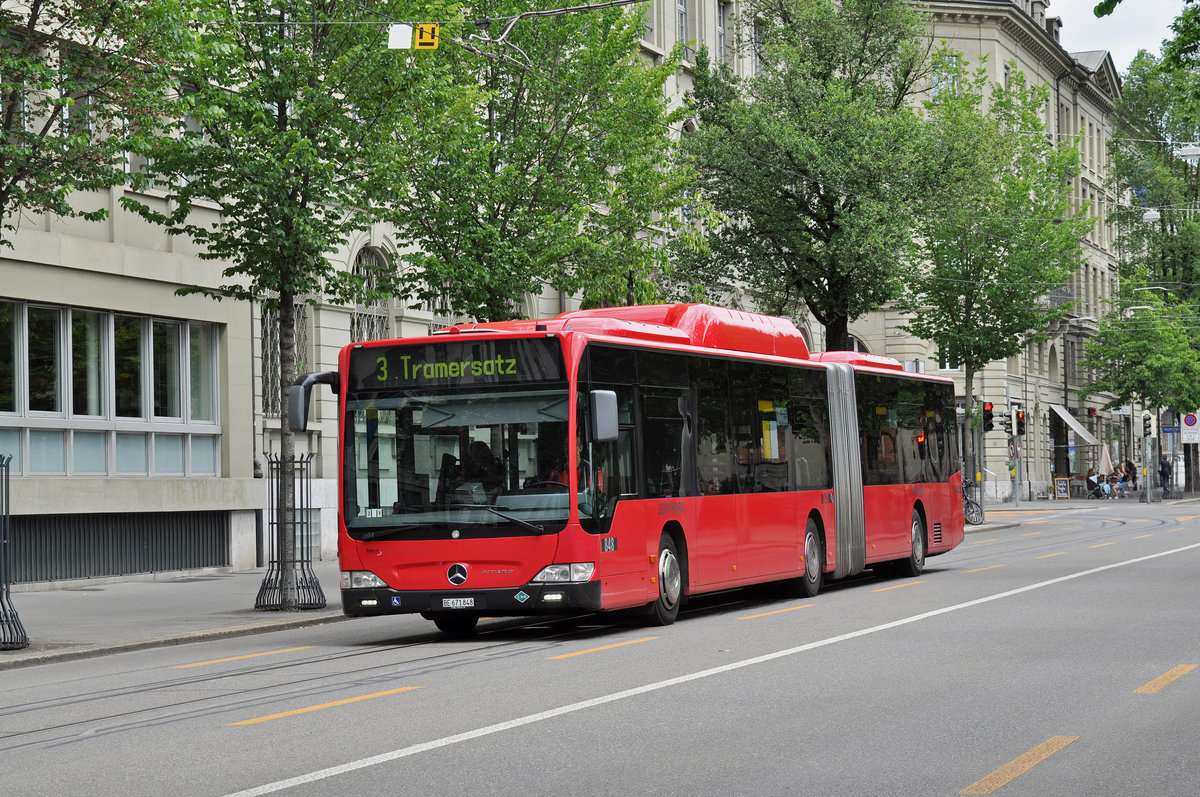 Mercedes Citaro 848, auf der Tramersatz Linie 3, fährt durch die Bundesgasse. Die Aufnahme stammt vom 09.06.2017.