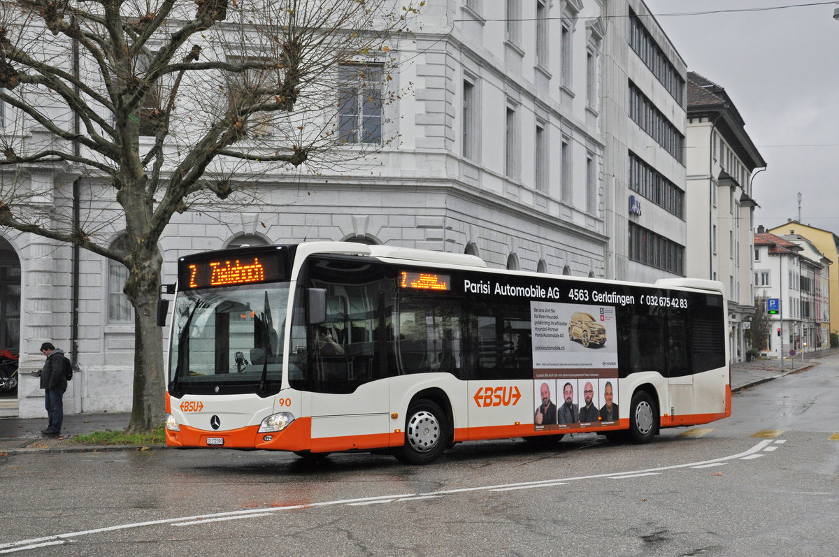 Mercedes Citaro 90, auf der Linie 2, fährt zur Haltestelle beim Amtshausplatz. Die Aufnahme stammt vom 09.12.2019.