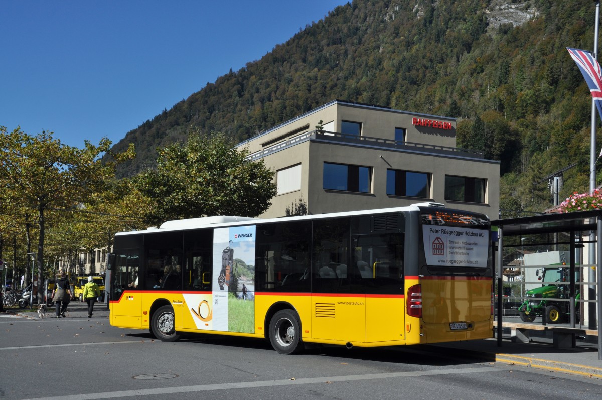 Mercedes Citaro auf der Linie 104 wartet am Bahnhof Interlaken Ost. Die Aufnahme stammt vom 09.10.2014.