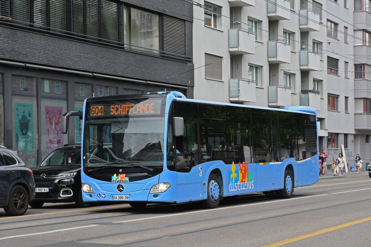 Mercedes Citaro von Distribus, auf der Linie 604, f�hrt am 04.05.2026 zur Haltestelle Voltaplatz. Aufnahme Basel.