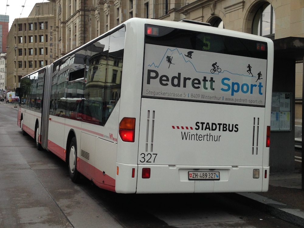 Mercedes Citaro G Nr. 327 (2001) des Stadtbus Winterthur am 11.8.2014 am Winterthurer Bahnhof (Linie 5). An diesem Tag waren sehr zu meiner Freude alle Citaro des SBW im Einsatz (ausser natürlich der 322). 