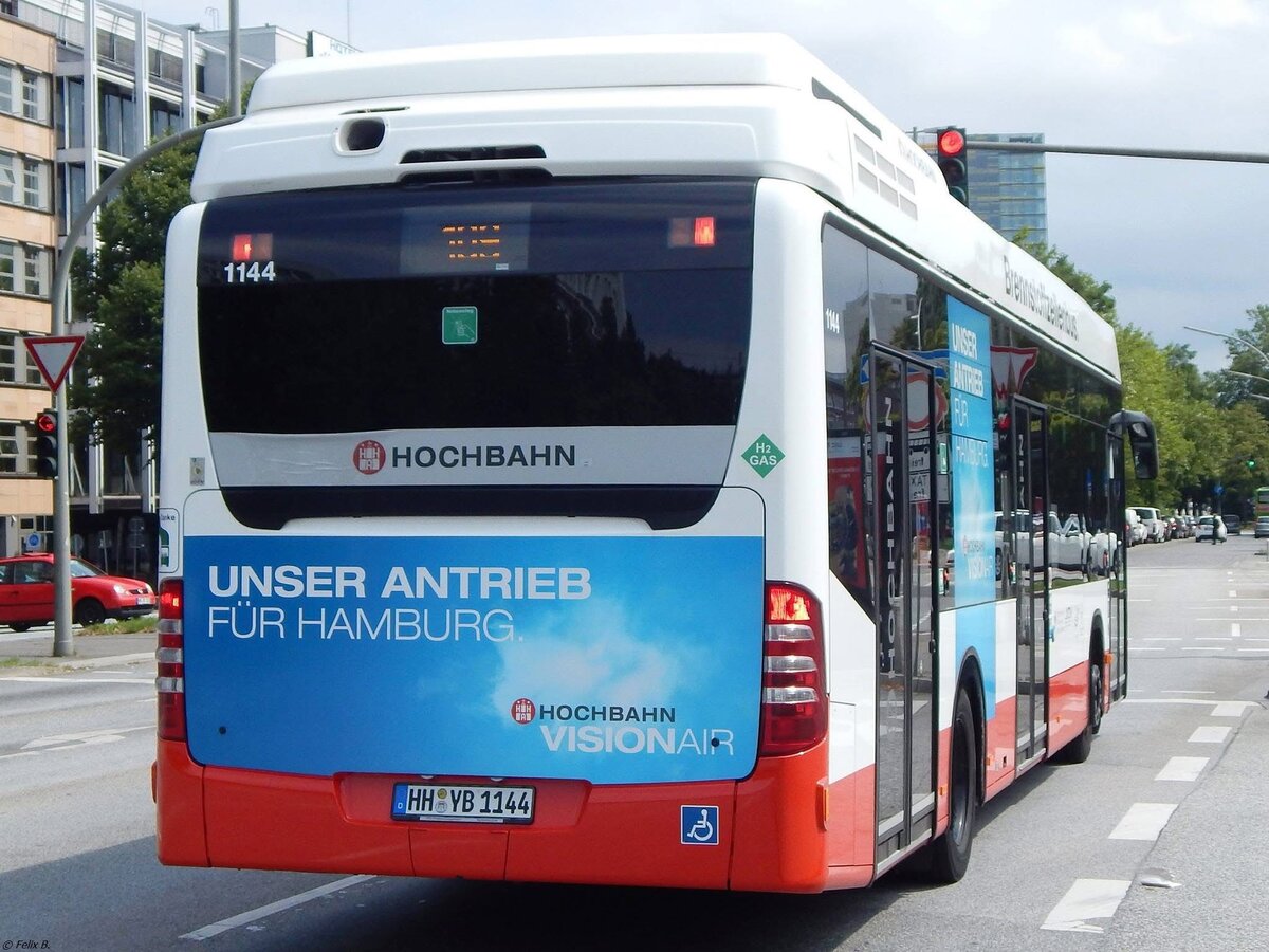 Mercedes Citaro II BZH der Hamburger Hochbahn AG in Hamburg am 23.07.2015