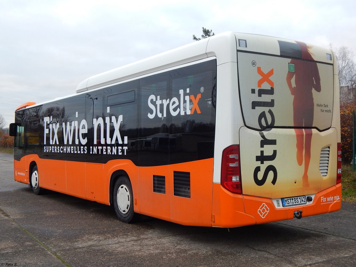 Mercedes Citaro III von Becker-Strelitz Reisen aus Deutschland in Neubrandenburg am 02.12.2017