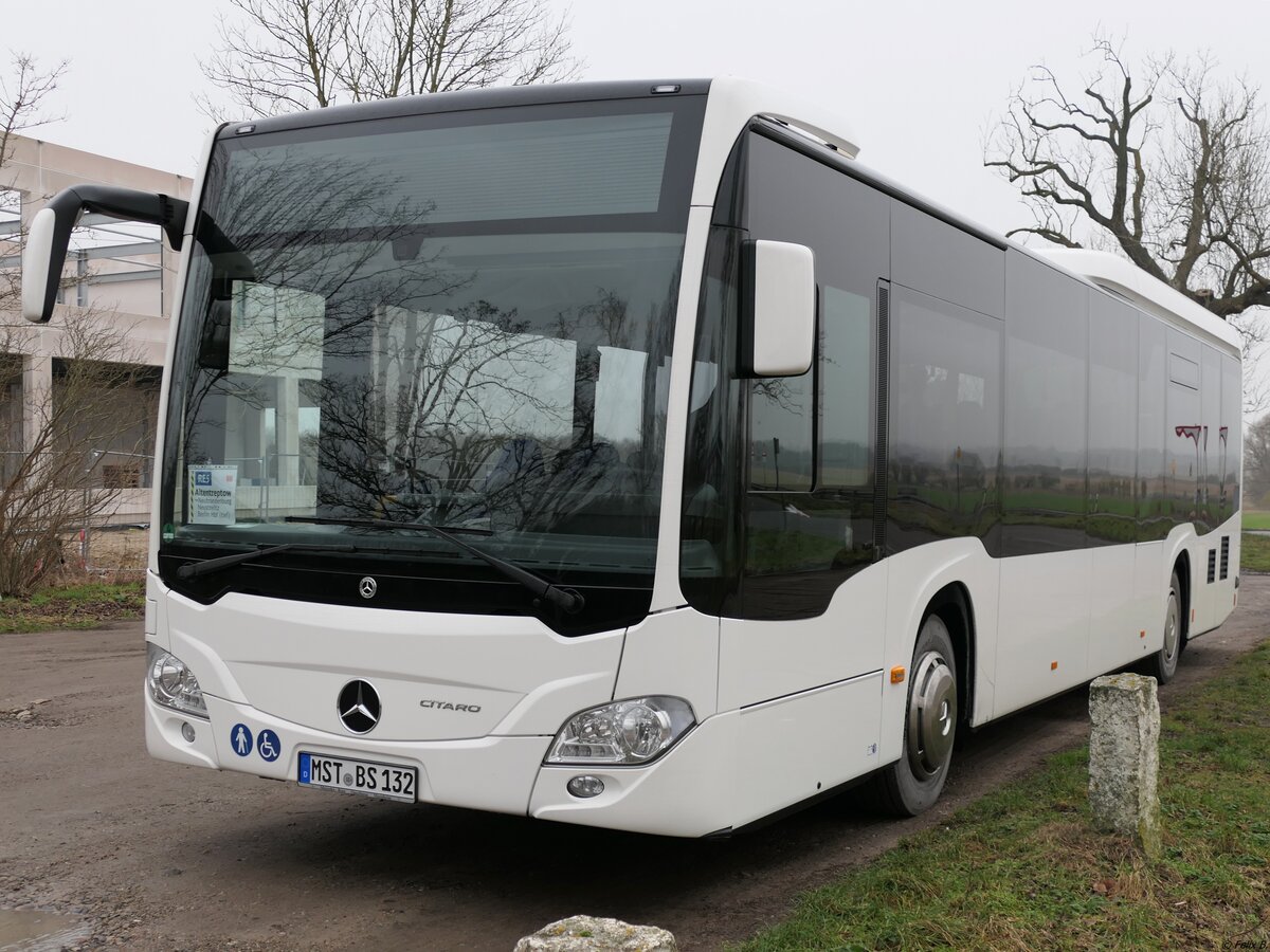 Mercedes Citaro III von Becker-Strelitz Reisen aus Deutschland in Neubrandenburg am 13.01.2022