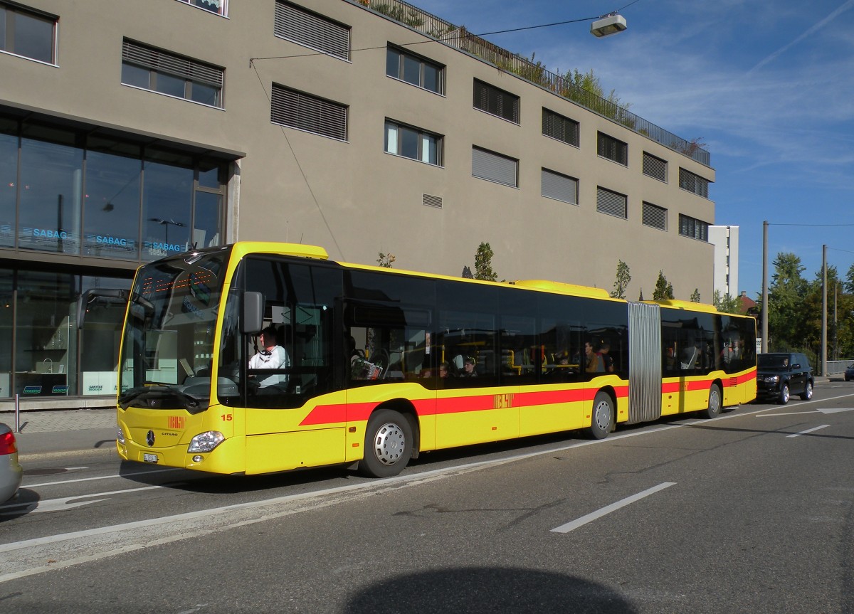 Mercedes Citaro mit der Betriebsnummer 15 whrend eines Busersatz auf der Linie 10. Die Aufnahme stammt vom 19.10.2013.