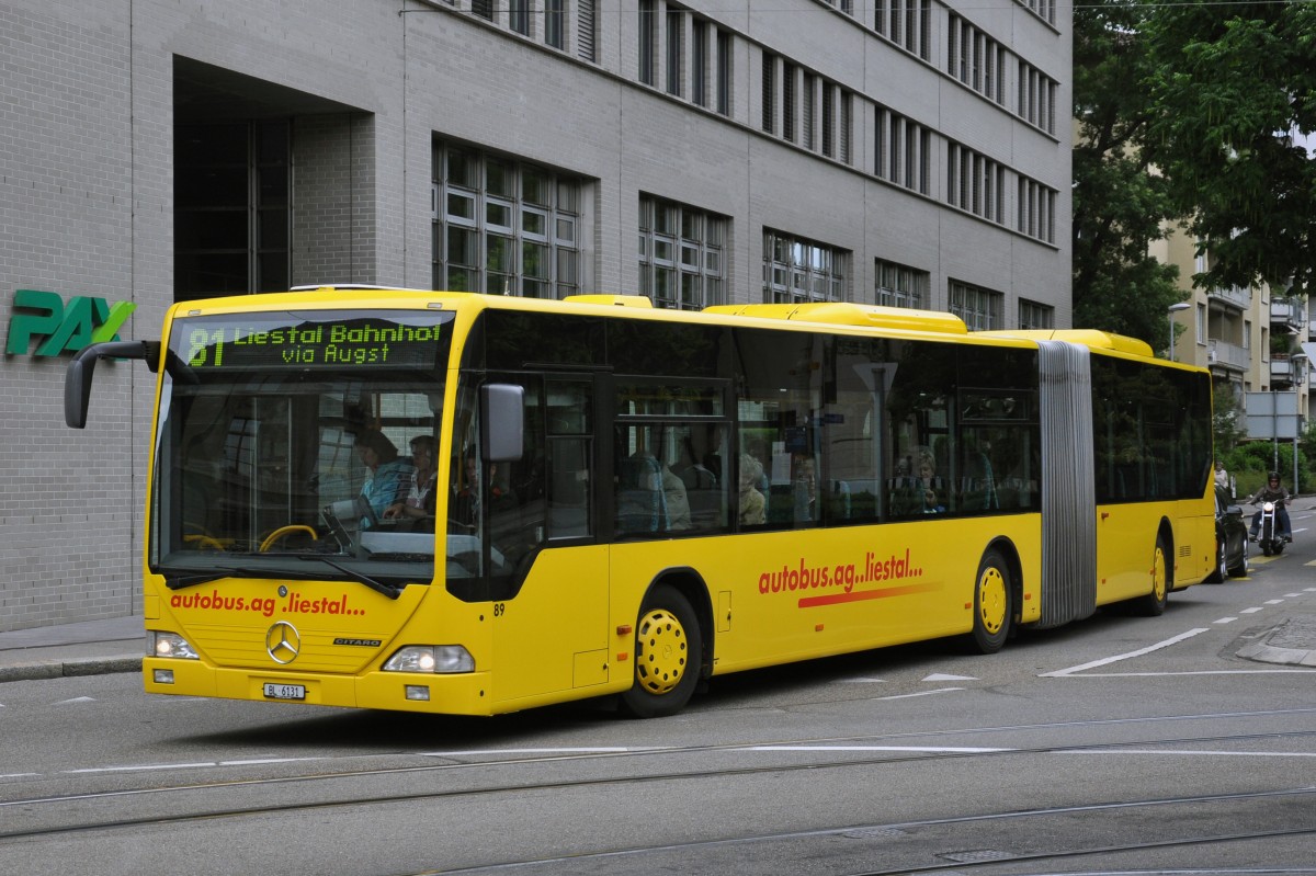 Mercedes Citaro mit der Betriebsnummer 89 auf der Linie 81 am Aeschenplatz. Die Aufnahme stammt vom 28.05.2014.