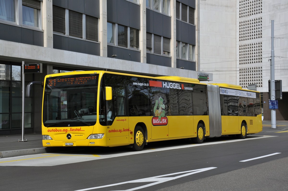 Mercedes Citaro mit der Betriebsnummer 99 auf der Linie 81 am Aeschenplatz. Die Aufnahme stammt vom 30.03.2014.