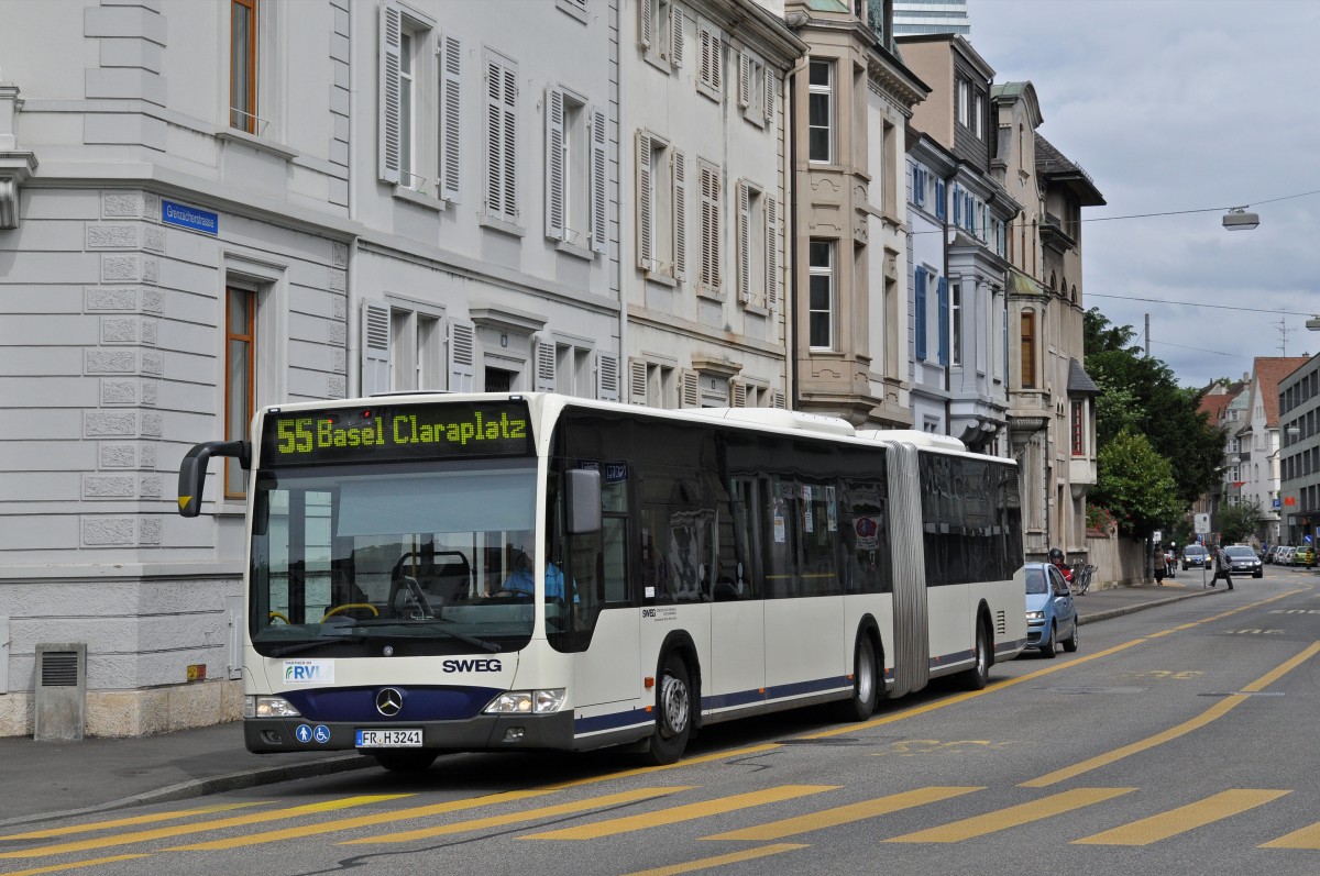 Mercedes Citaro von SWEG auf der Linie 55 fährt zur Endstation am Claraplatz. Die Aufnahme stammt vom 19.05.2015.