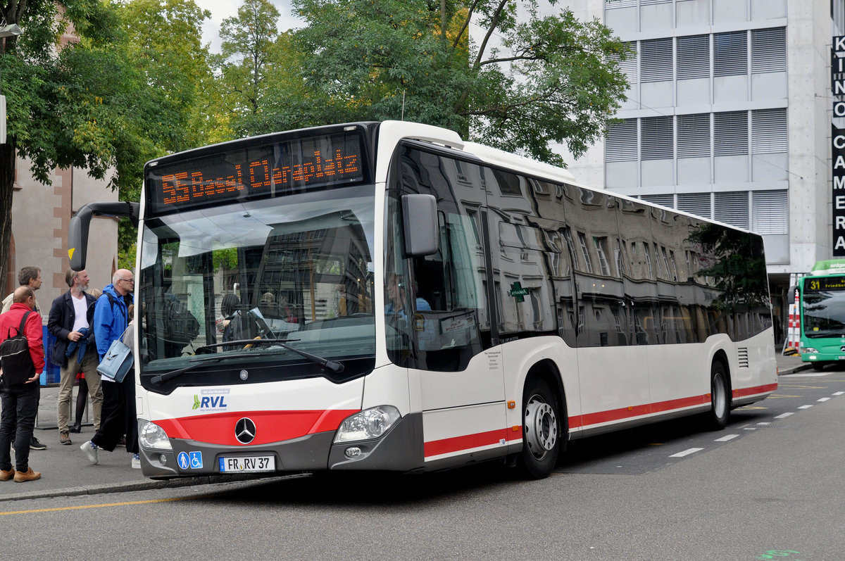 Mercedes Citaro von SWEG, auf der Linie 55, bedient die Haltestelle Claraplatz. Die Aufnahme stammt vom 17.09.2017.