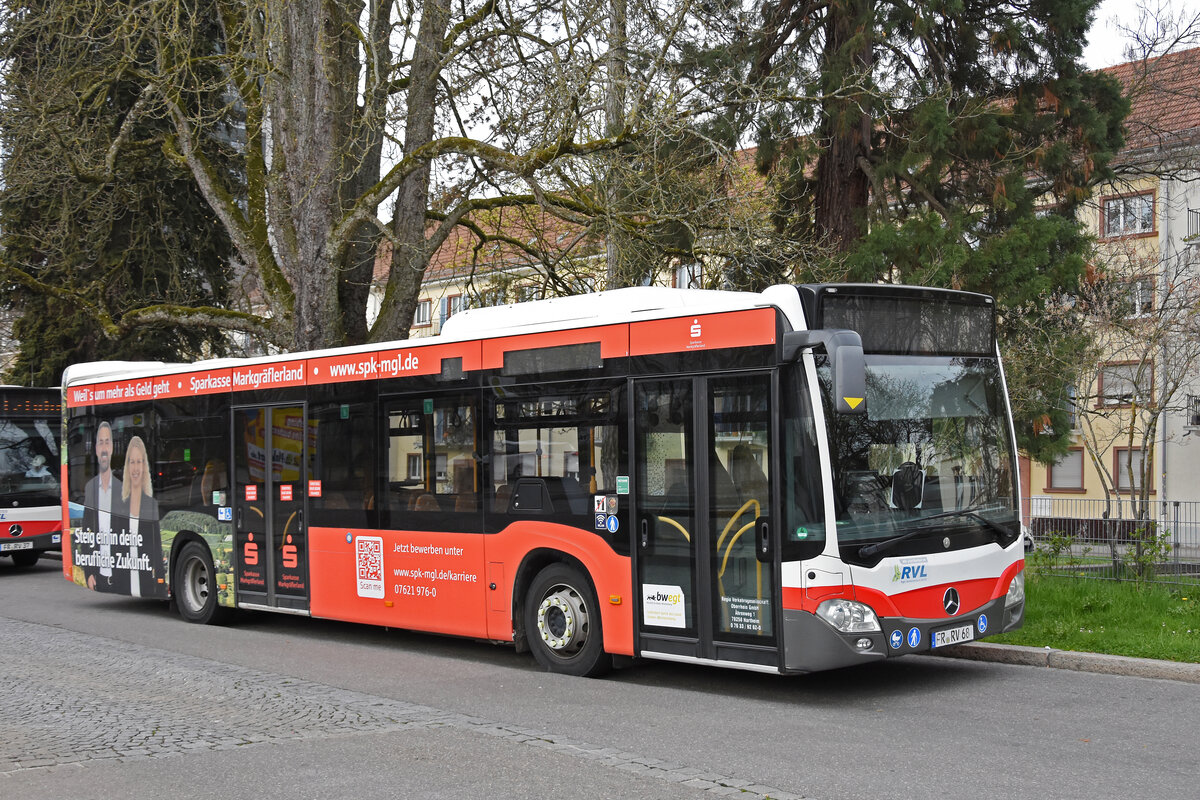 Mercedes Citaro von SWEG steht am 25.03.2026 auf einem Ausstellplatz beim Bahnhof Lörrach.