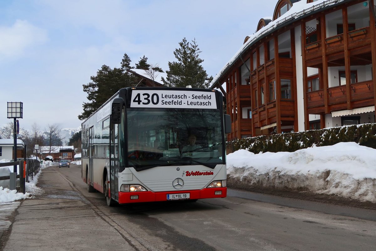 Mercedes Citaro von Wetterstein Reisen als Linie 430 unterwegs am Römerweg in Seefeld i.T. Aufgenommen 5.2.2018.