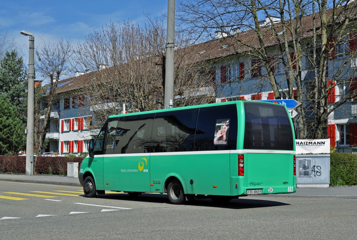 Mercedes Citystar 863 auf der Linie 45 fährt zur Endstation an der Habermatten. Die Aufnahme stammt vom 07.04.2015.