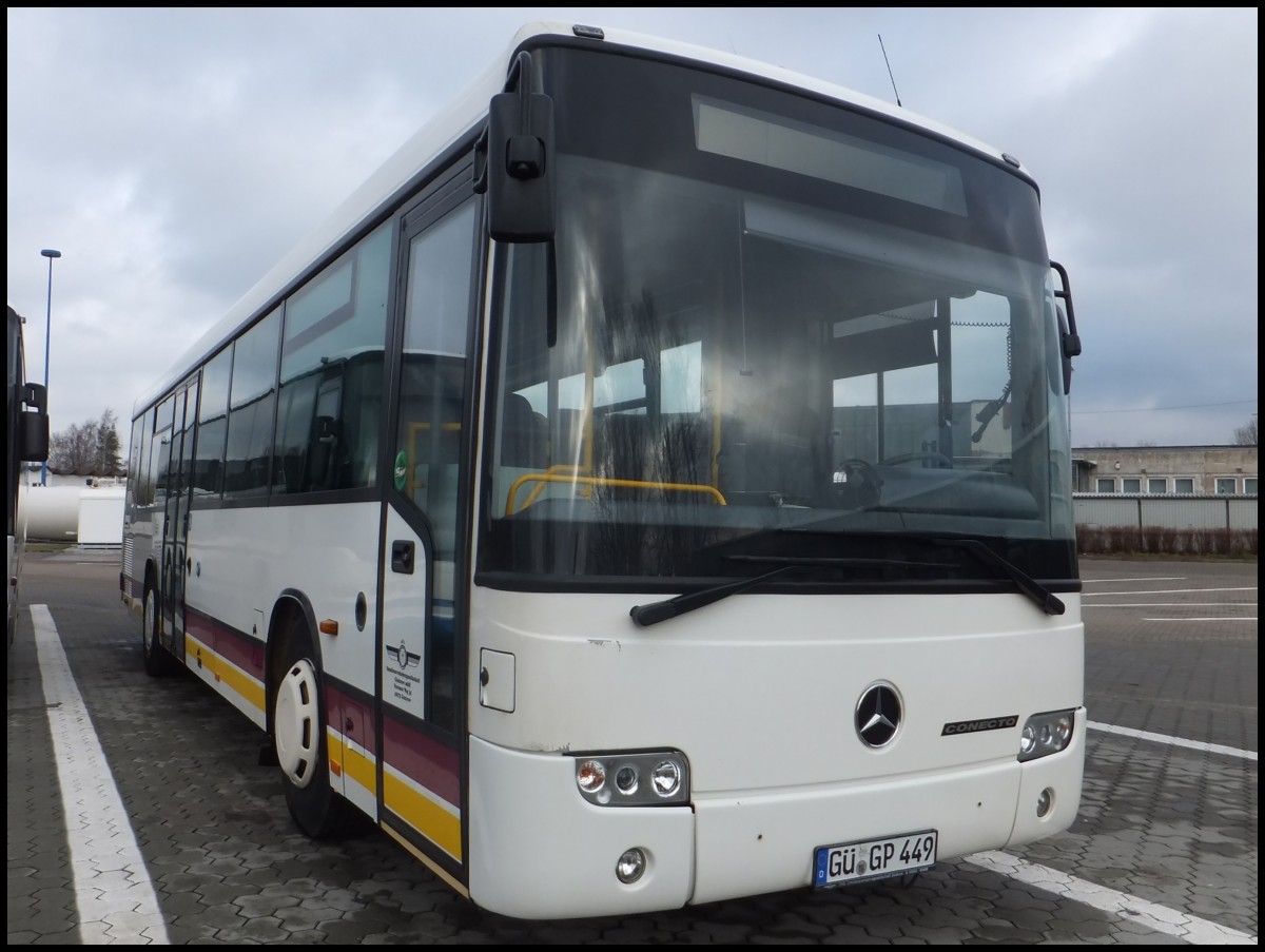 Mercedes Conecto der Omnibusverkehrsgesellschaft Gstrow (OVG) in Rostock am 12.02.2014