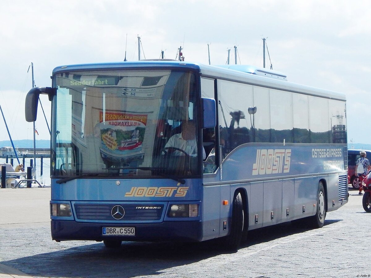 Mercedes Integro von Joost's aus Deutschland im Stadthafen Sassnitz am 14.07.2015