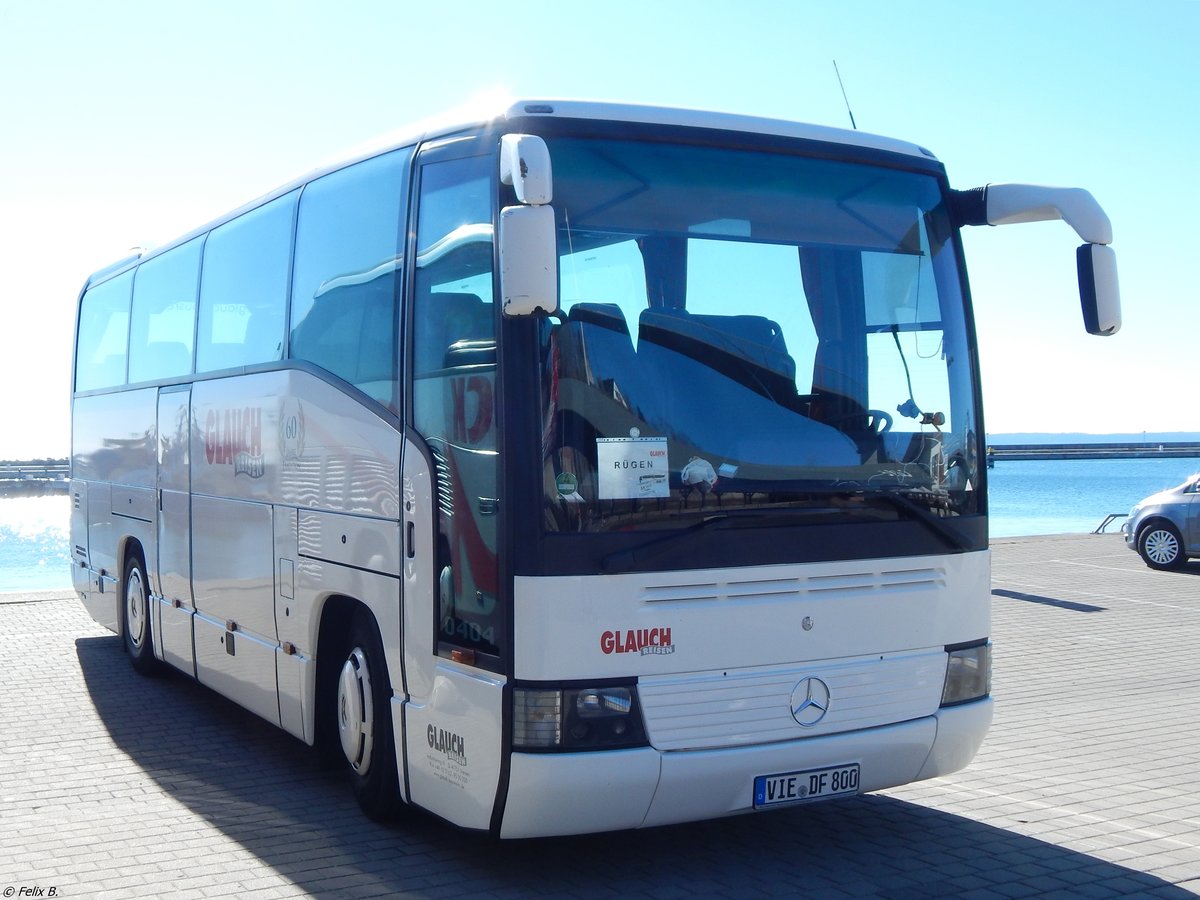 Mercedes O 404 von Glauch Reisen aus Deutschland im Stadthafen Sassnitz am 05.04.2015