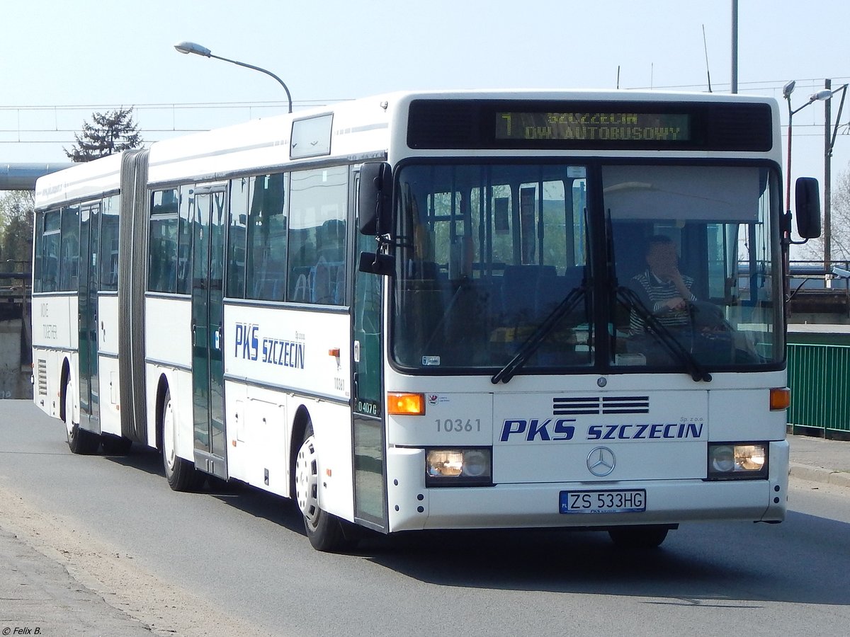 Mercedes O 405 von PKS Szczecin aus Polen in Stettin am 18.04.2018