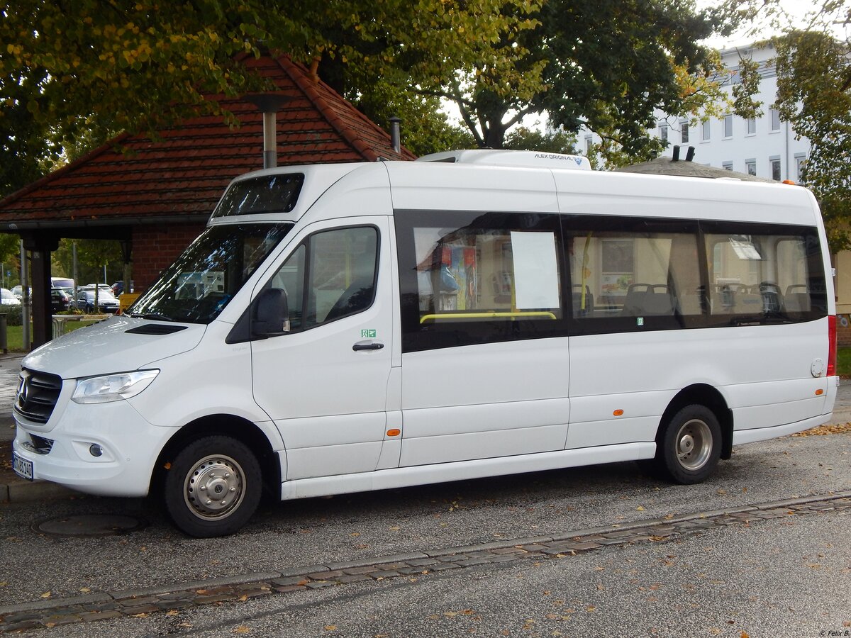 Mercedes Sprinter von Becker-Strelitz Reisen aus Deutschland in Güstrow am 05.10.2019