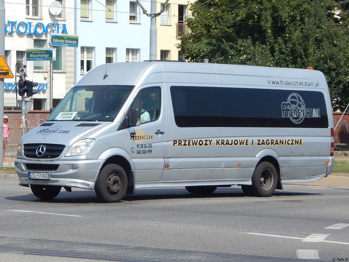 Mercedes Sprinter von Fedenczak aus Polen in Stettin am 08.08.2018