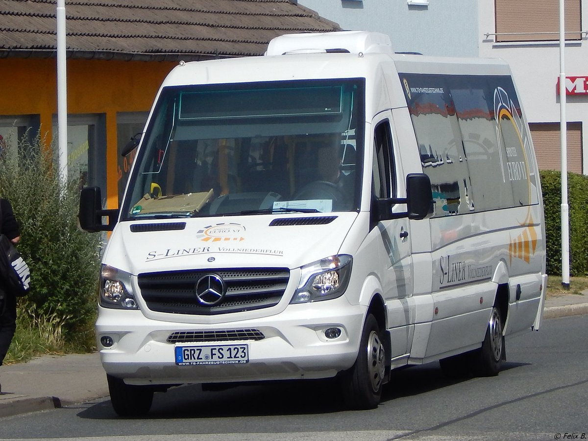 Mercedes Sprinter mit TS-Fahrzeugtechnik als Vorführbus zum Test bei der VVR in Sassnitz am 15.07.2015