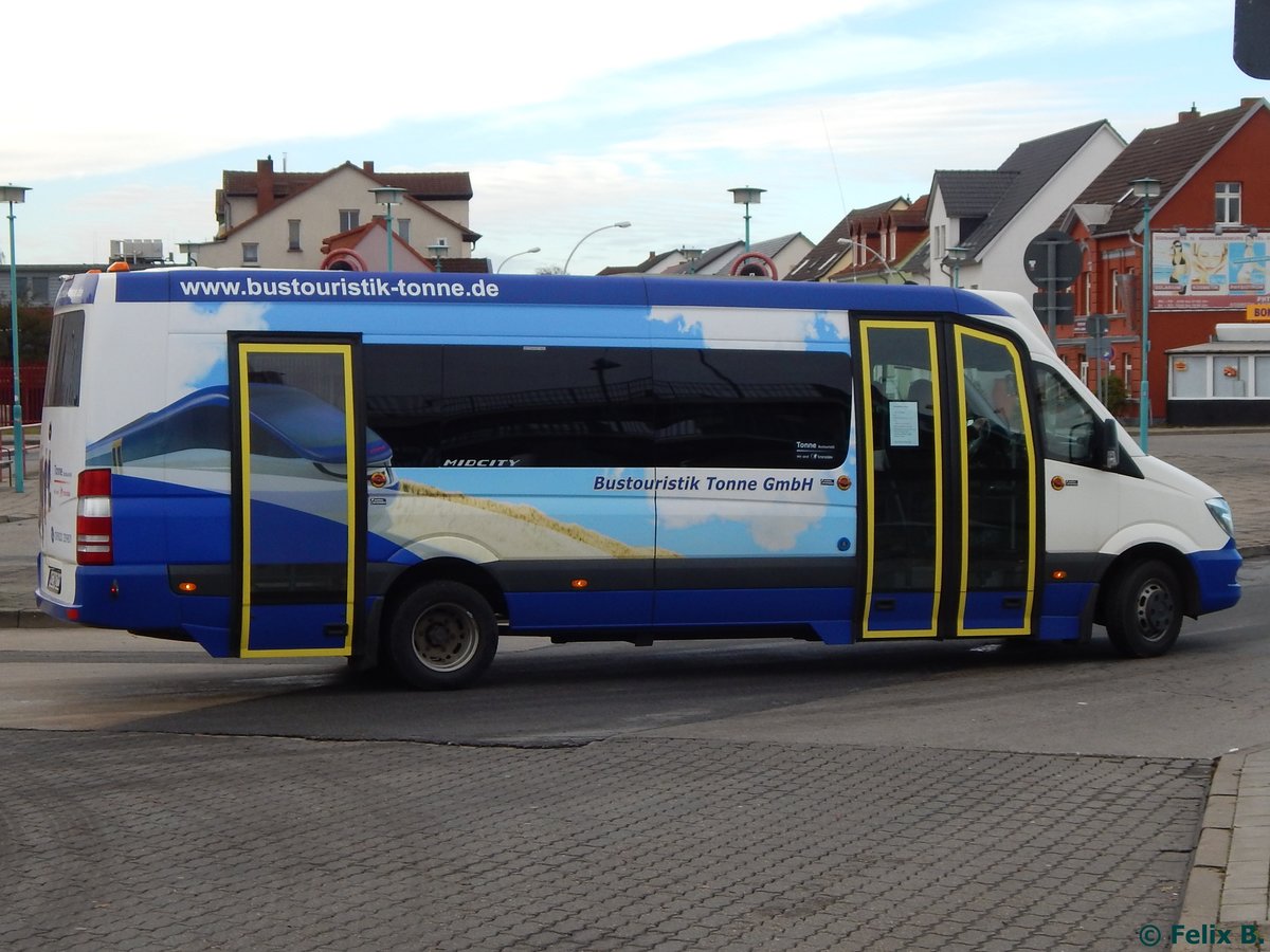 Mercedes Sprinter von Tonne aus Deutschland in Neubrandenburg am 19.11.2016