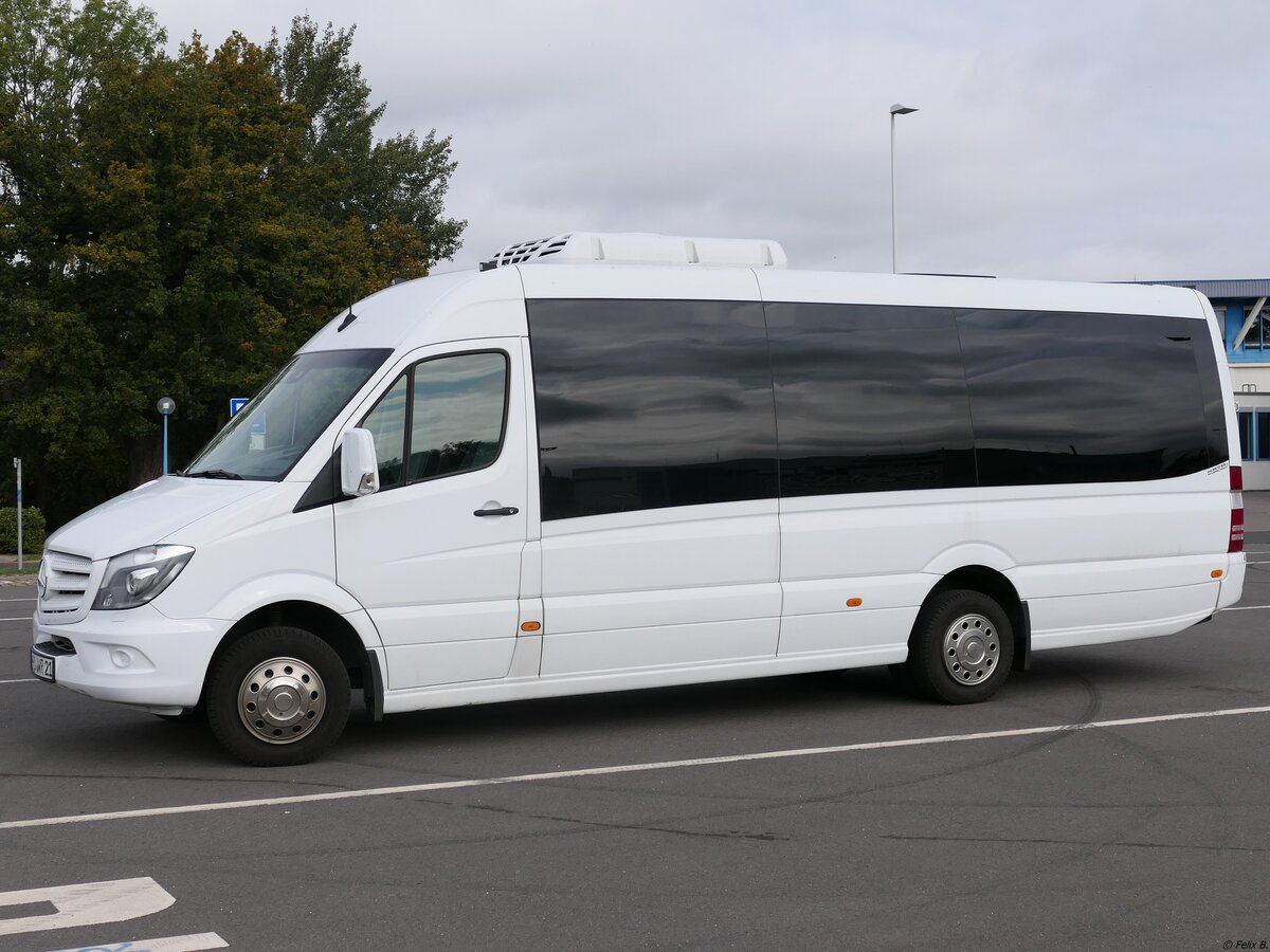 Mercedes Sprinter von Westphal-Reisen aus Deutschland in Neubrandenburg am 10.10.2020