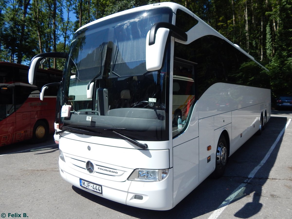 Mercedes Tourismo aus Ungarn in Hohenschwangau am 11.08.2015