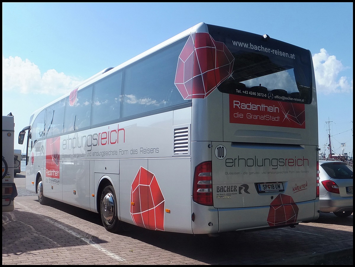 Mercedes Tourismo von Bacher-Reisen aus Österreich im Stadthafen Sassnitz am 25.08.2013