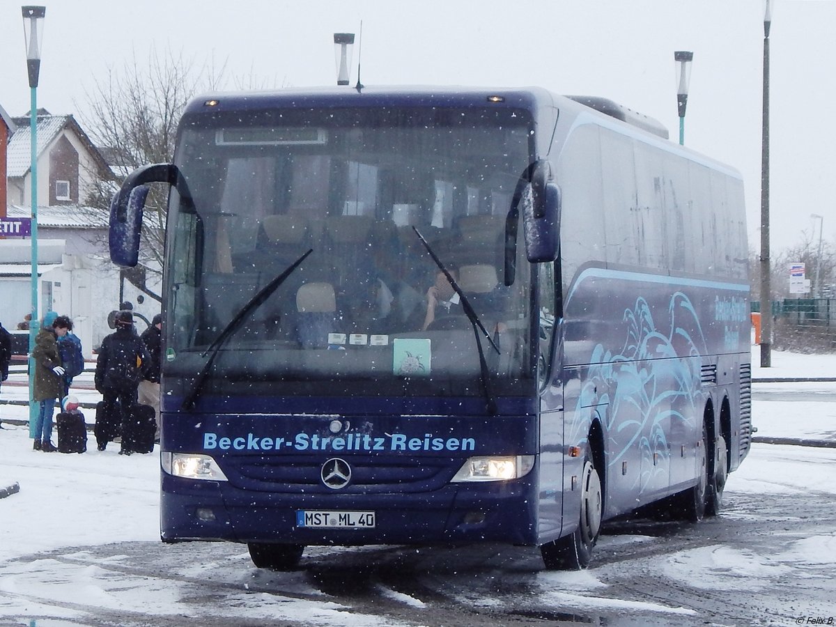 Mercedes Tourismo von Becker-Strelitz Reisen aus Deutschland in Neubrandenburg am 25.02.2018