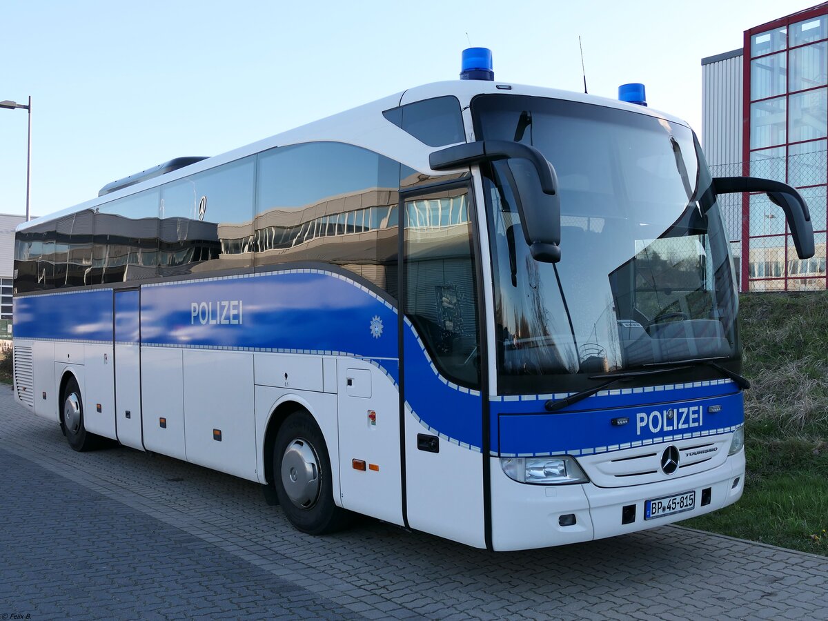 Mercedes Tourismo von der Bundespolizei aus Deutschland in Neubrandenburg am 15.03.2020