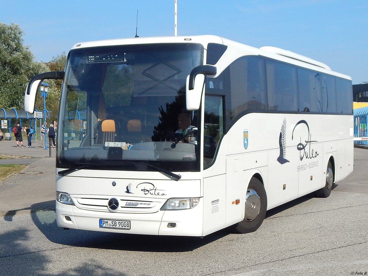 Mercedes Tourismo von Buteo Busservice Behrendt aus Deutschland in Rostock am 19.08.2018