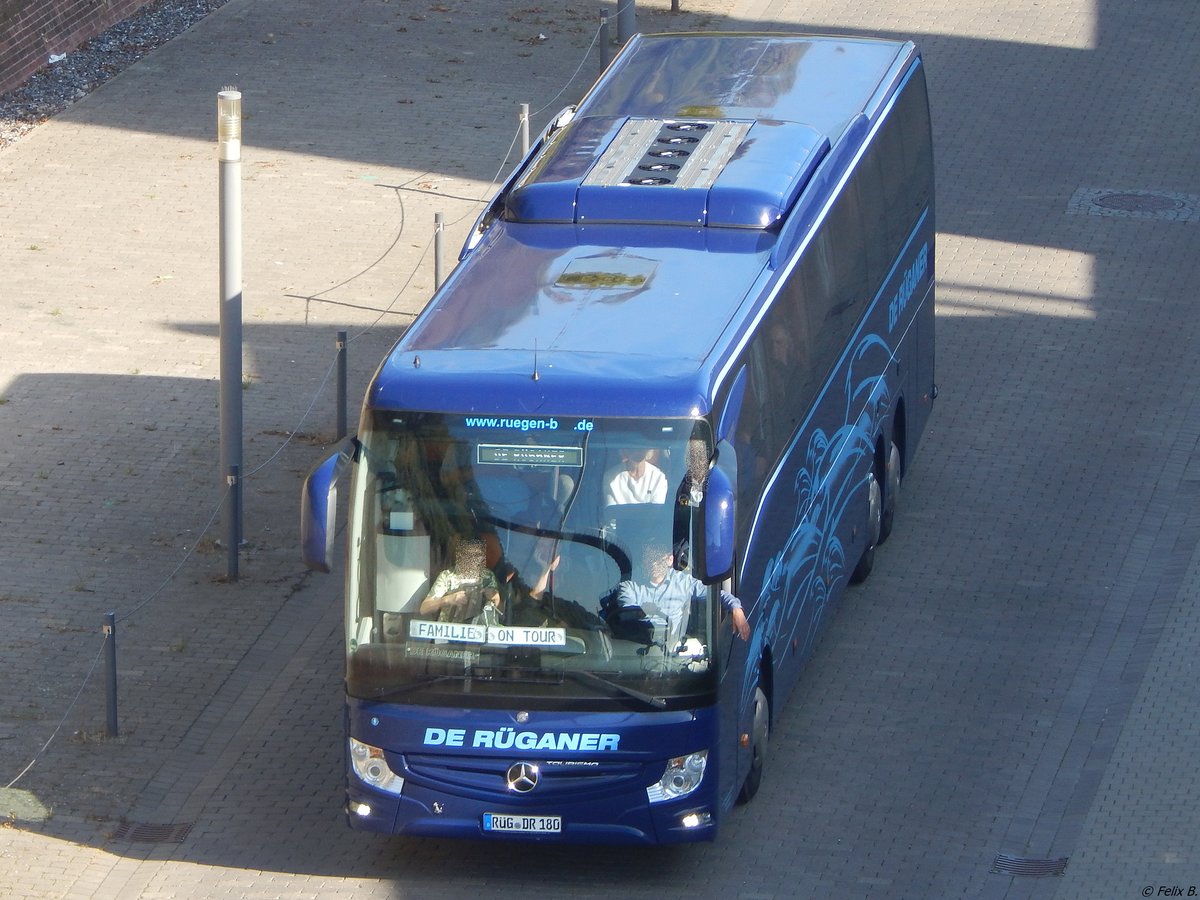Mercedes Tourismo von De Rüganer aus Deutschland im Stadthafen Sassnitz am 06.10.2018
