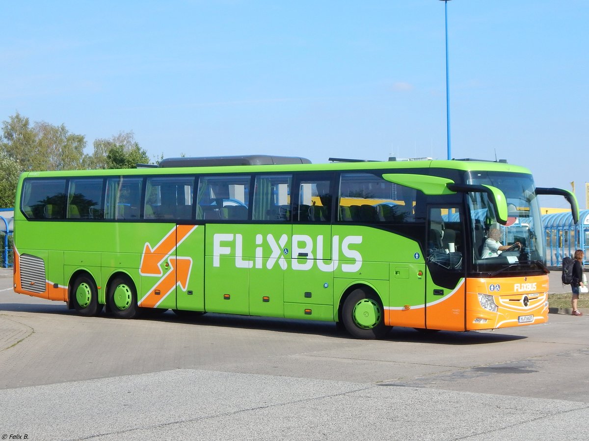 Mercedes Tourismo von Flixbus/Gradliner aus Deutschland in Rostock am 19.08.2018