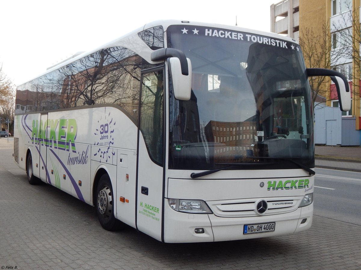 Mercedes Tourismo von Hacker aus Deutschland in Neubrandenburg am 11.03.2018
