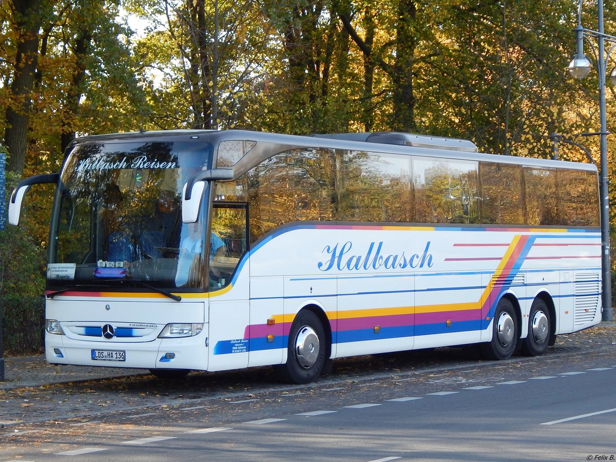 Mercedes Tourismo von Halbasch Reisen aus Deutschland in Berlin am 31.10.2018