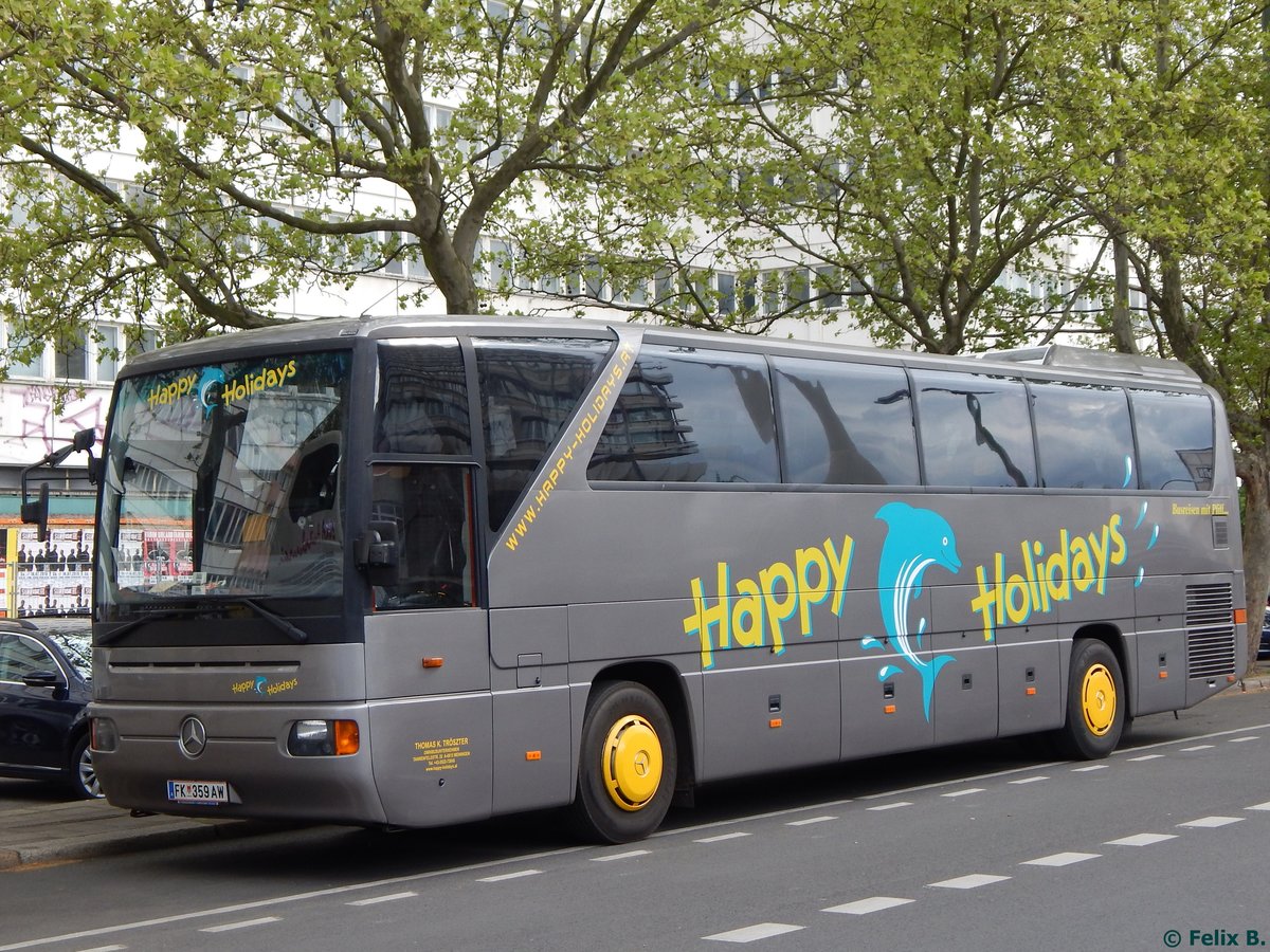 Mercedes Tourismo von Happy Holidays aus Österreich in Berlin am 08.06.2016