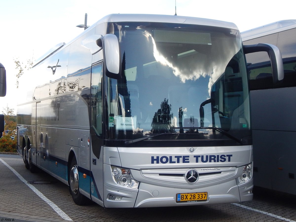 Mercedes Tourismo von Holte Turist aus Dänemark in Hannover am 24.09.2018