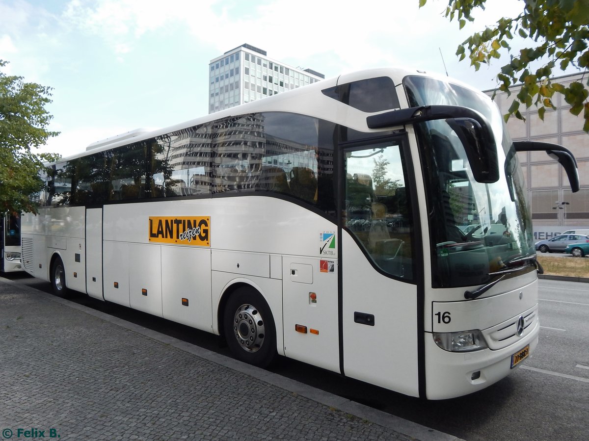 Mercedes Tourismo von Lanting Reizen aus den Niederlanden in Berlin am 24.08.2015