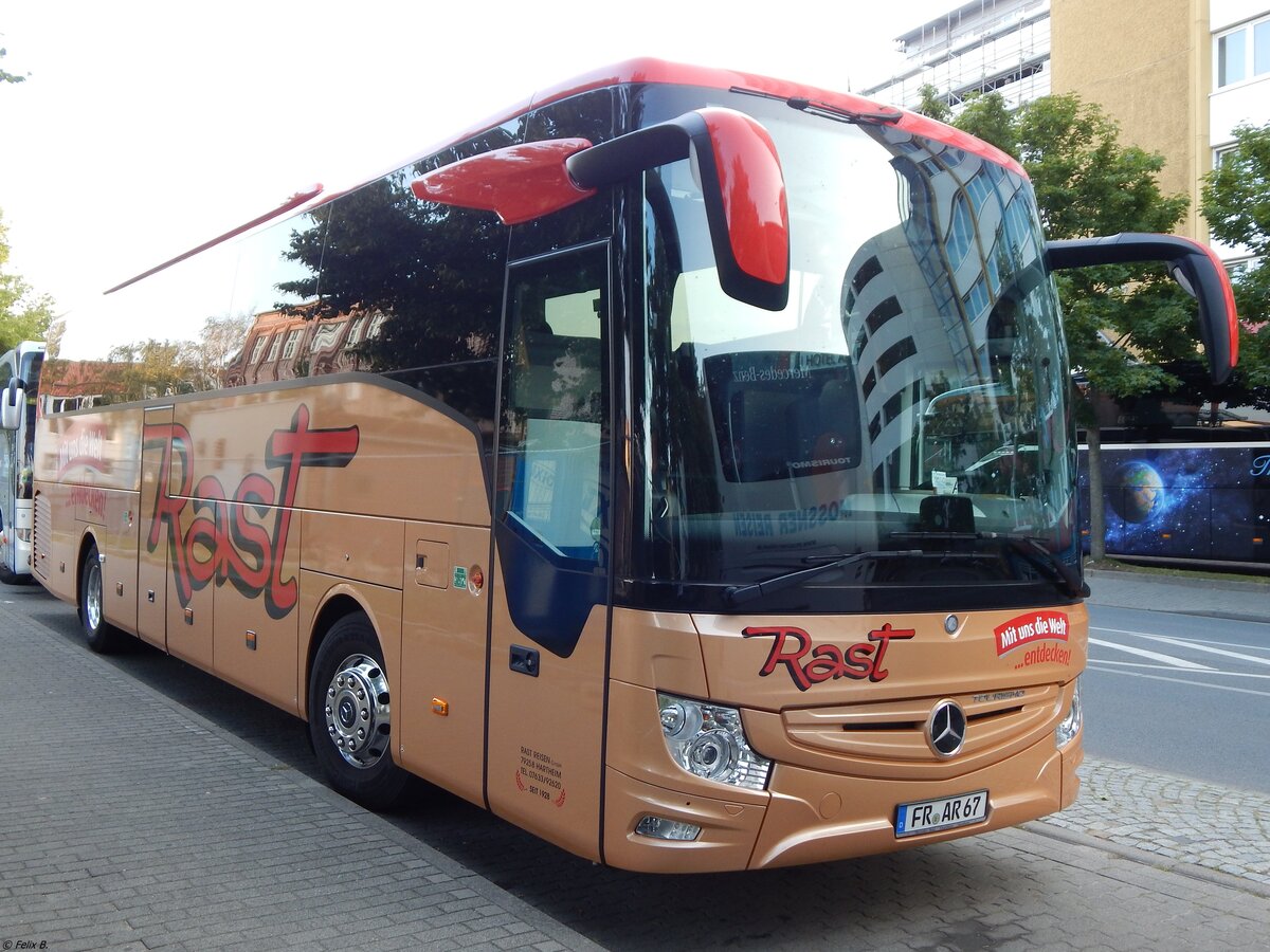 Mercedes Tourismo von Rast aus Deutschland in Neubrandenburg am 25.08.2019