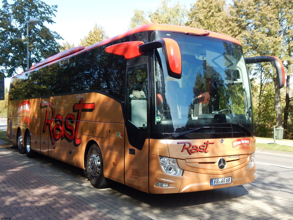 Mercedes Tourismo von Rast aus Deutschland in Waren am 23.09.2019